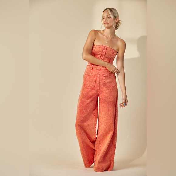 🔥 Red Orange Strapless Mineral Wash Denim Jumpsuit – Western Boho Festival Vibe - Picture 3 of 6